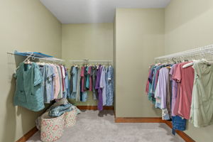  Photo 39
