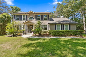 Welcome to 1786 Fairway Dr