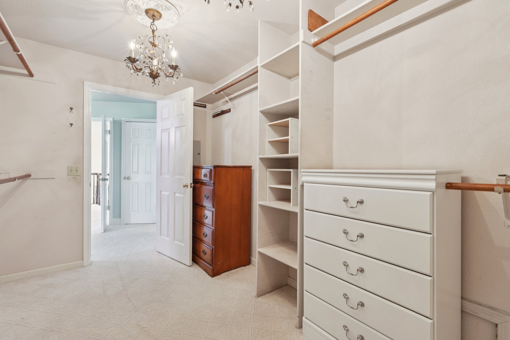 Holiday Dr-S0702-040.jpg