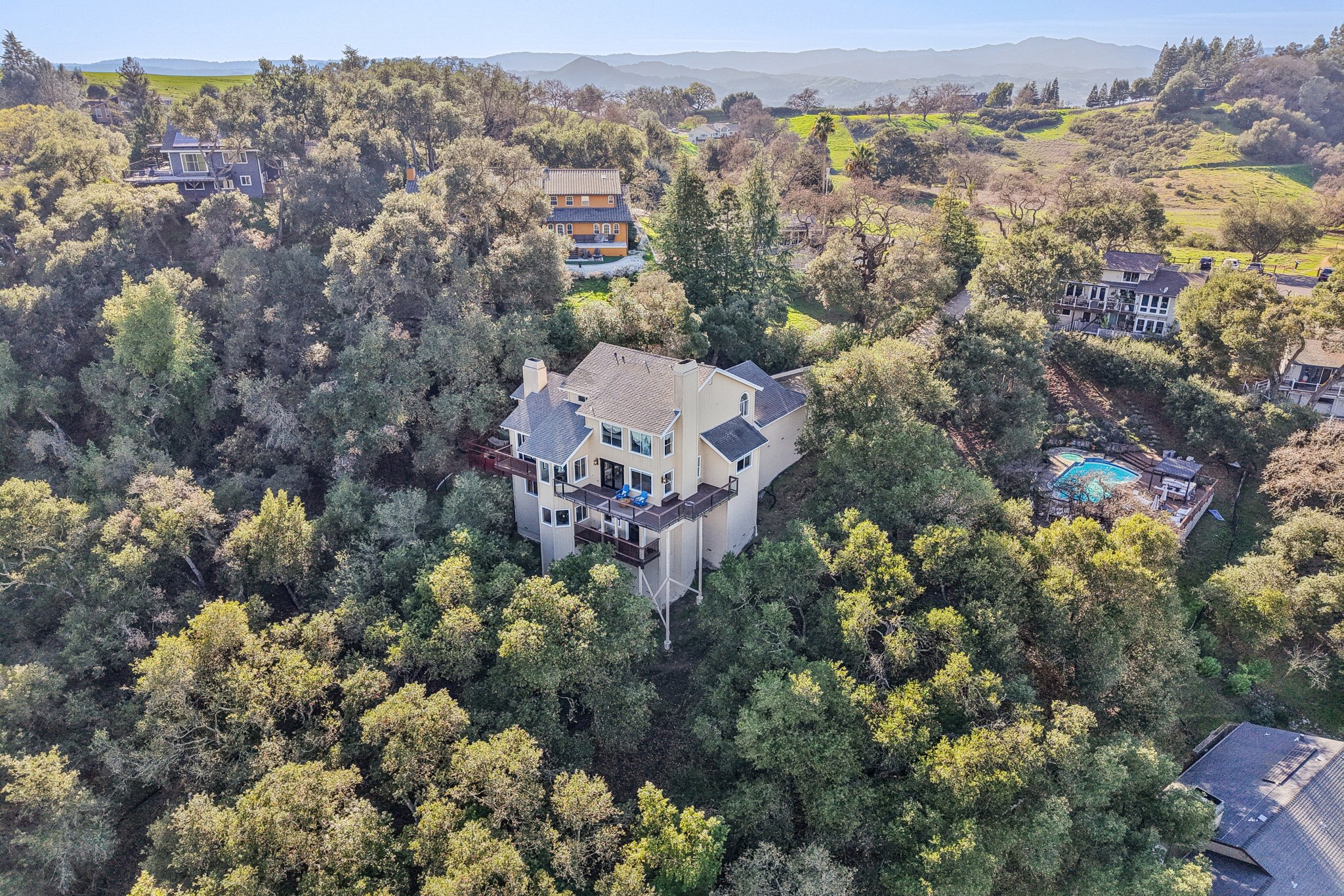 Holiday Dr-S0702-084.jpg