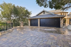 Holiday Dr-S0702-001.jpg