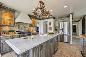 Holiday Dr-S0702-025.jpg