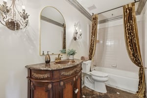 Holiday Dr-S0702-029.jpg