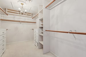 Holiday Dr-S0702-039.jpg