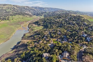 Holiday Dr-S0702-073.jpg