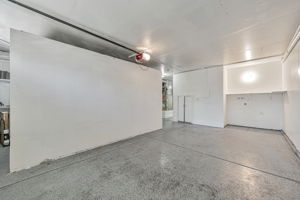  Photo 35