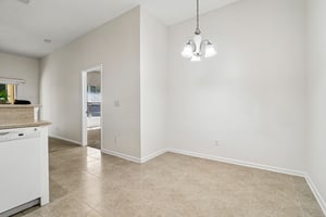 Hollow Glen Dr-S1205-012.jpg
