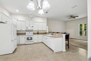 Hollow Glen Dr-S1205-014.jpg