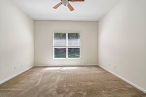 Hollow Glen Dr-S1205-022.jpg