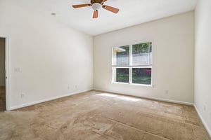 Hollow Glen Dr-S1205-025.jpg