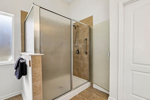 Hollow Glen Dr-S1205-028.jpg