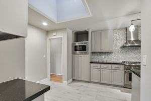 013_F8_179 Giffin Rd