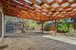 033_F8_179 Giffin Rd