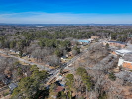 Hamilton E Holmes Dr NW-058