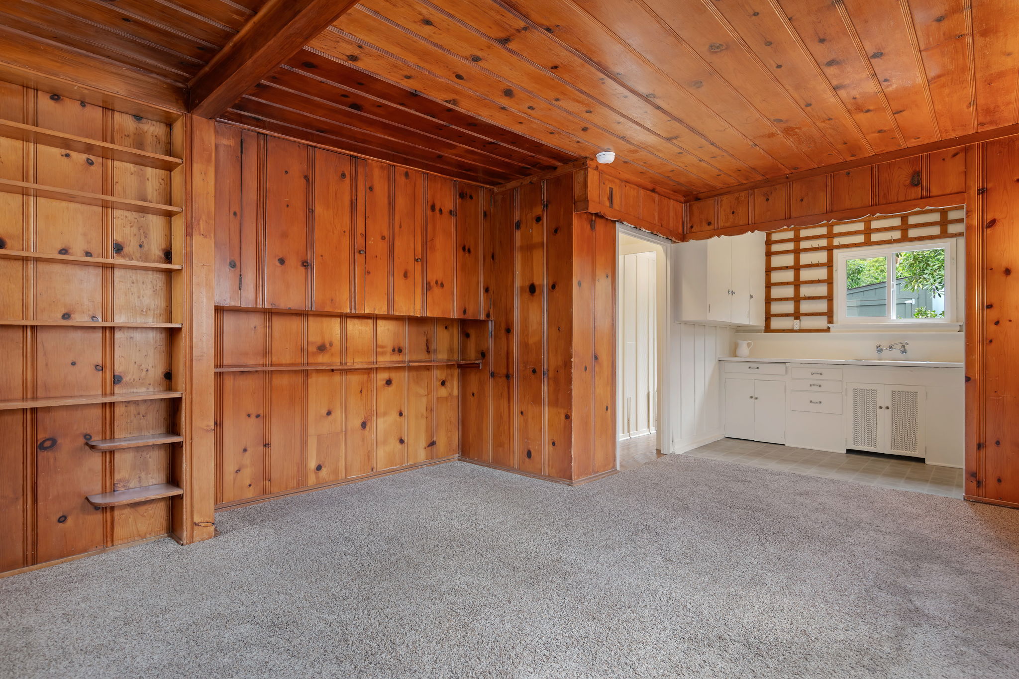 34-Studio - Living Room