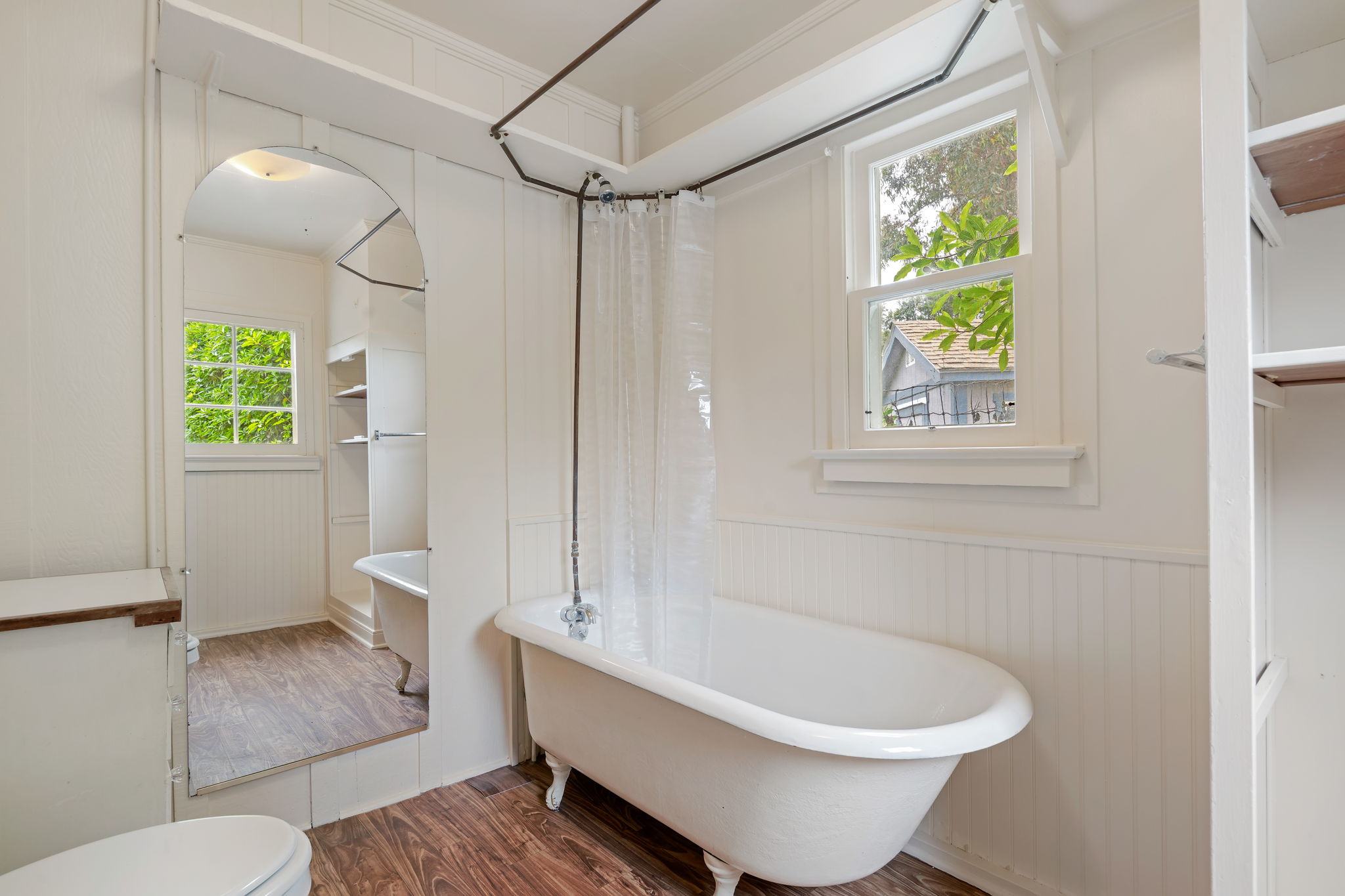 37-Studio - Bathroom