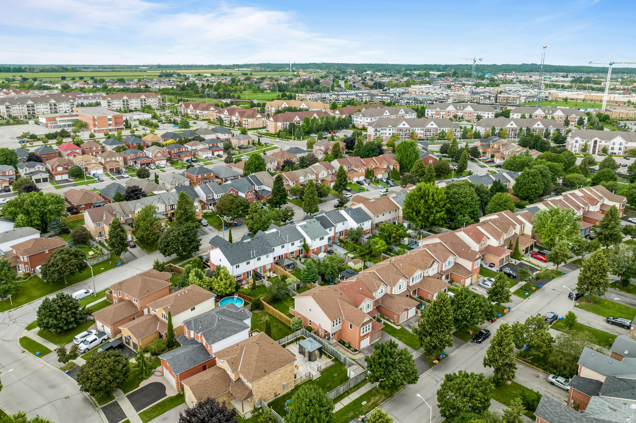 179 Vail Meadows Crescent, Bowmanville, ON L1C 4T4 Reid Media Agency