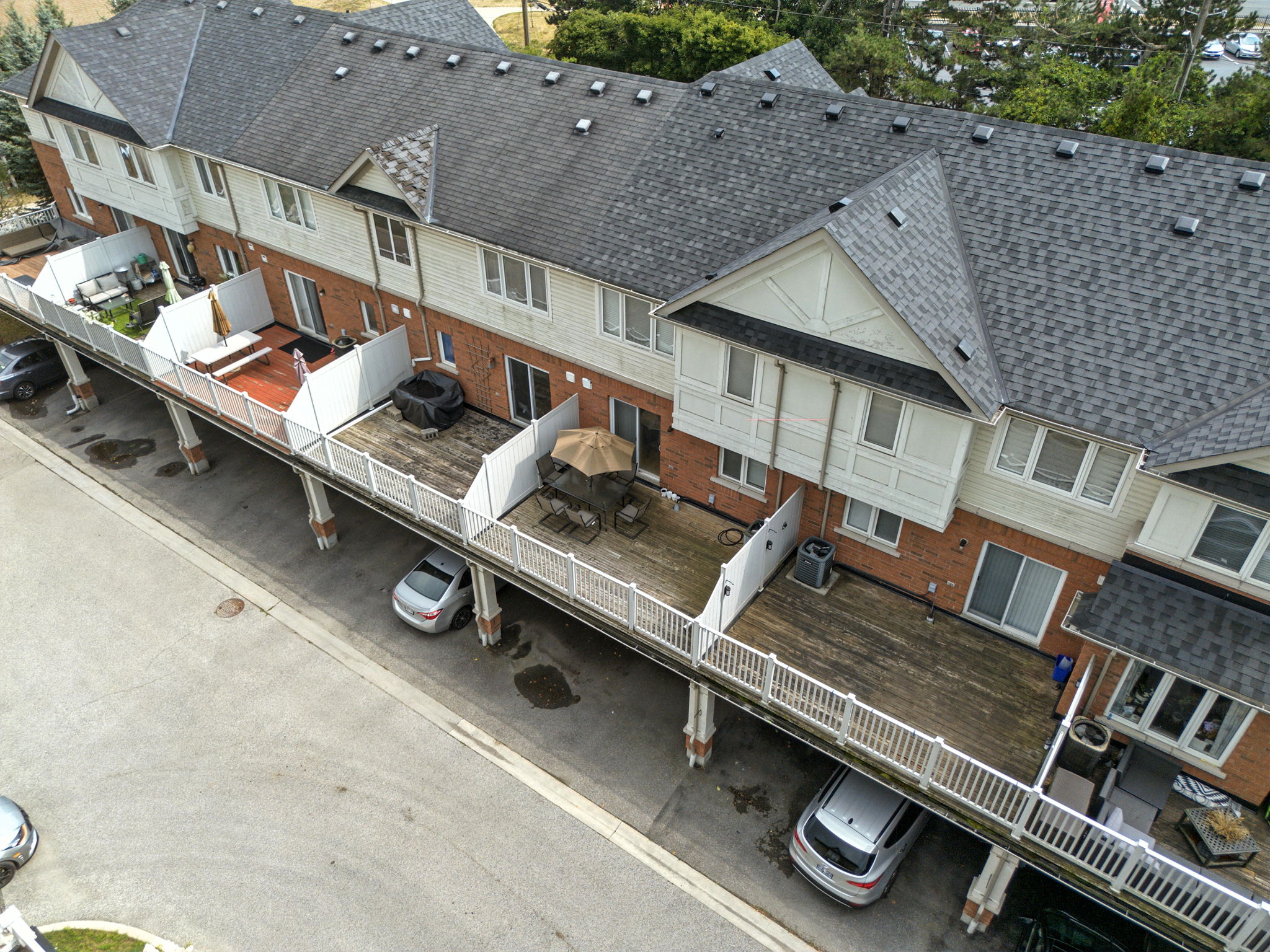  Photo 40