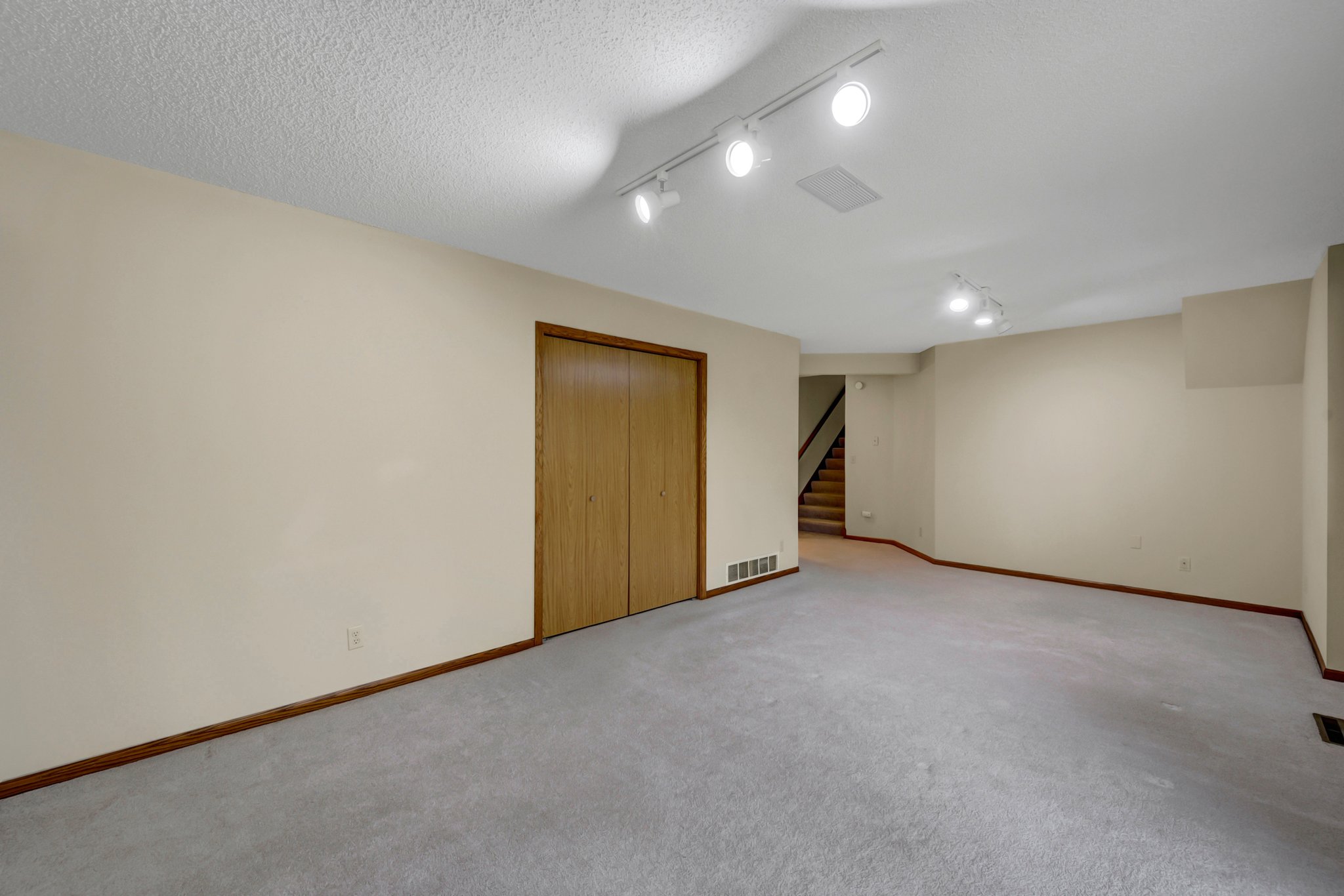 1790 Neal Ave N,, MN 55082, US Photo 33