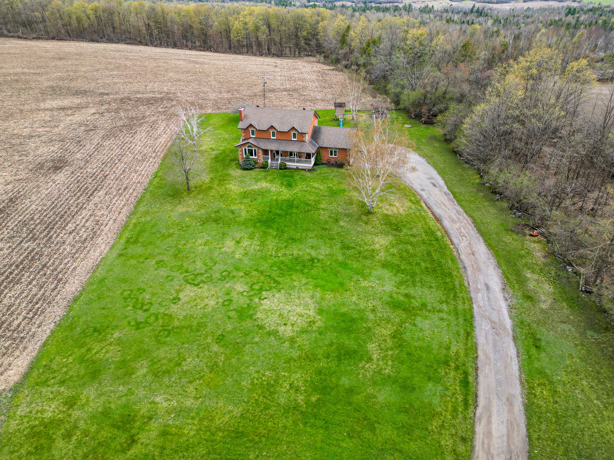 17900 Cedardale Rd Nestleton Station, ON L0B 1L0