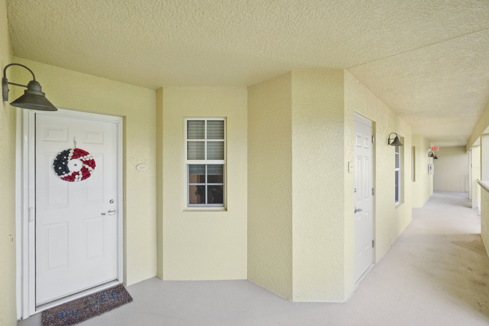 Four Mile Cove Pkwy-L1308-003.jpg