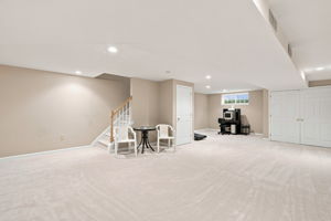  Photo 49