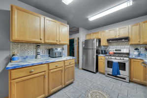  Photo 25