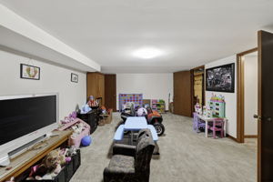  Photo 49