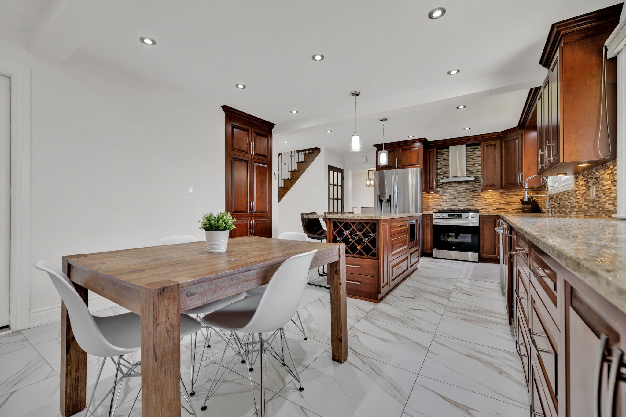 Dunkirk Crescent Ottawa InsideOut Media