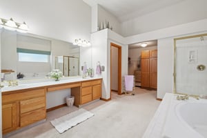 Martingale Rd-S1308-037.jpg