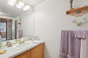 Martingale Rd-S1308-043.jpg