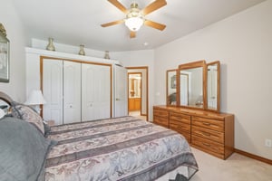 Martingale Rd-S1308-056.jpg