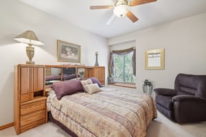 Martingale Rd-S1308-058.jpg