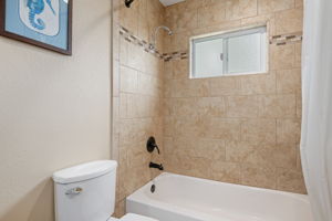 27 - Bathroom 2