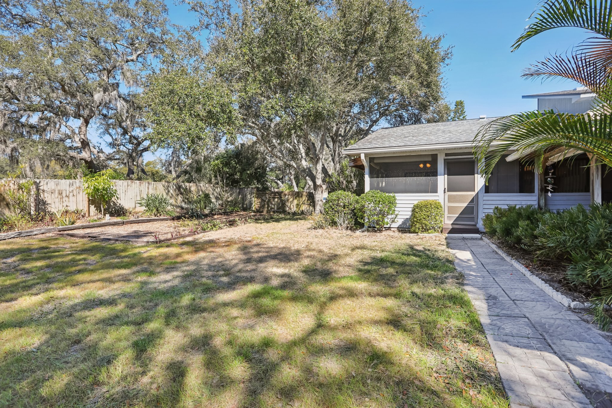 Rambling Ridge Ct-S1102-004.jpg