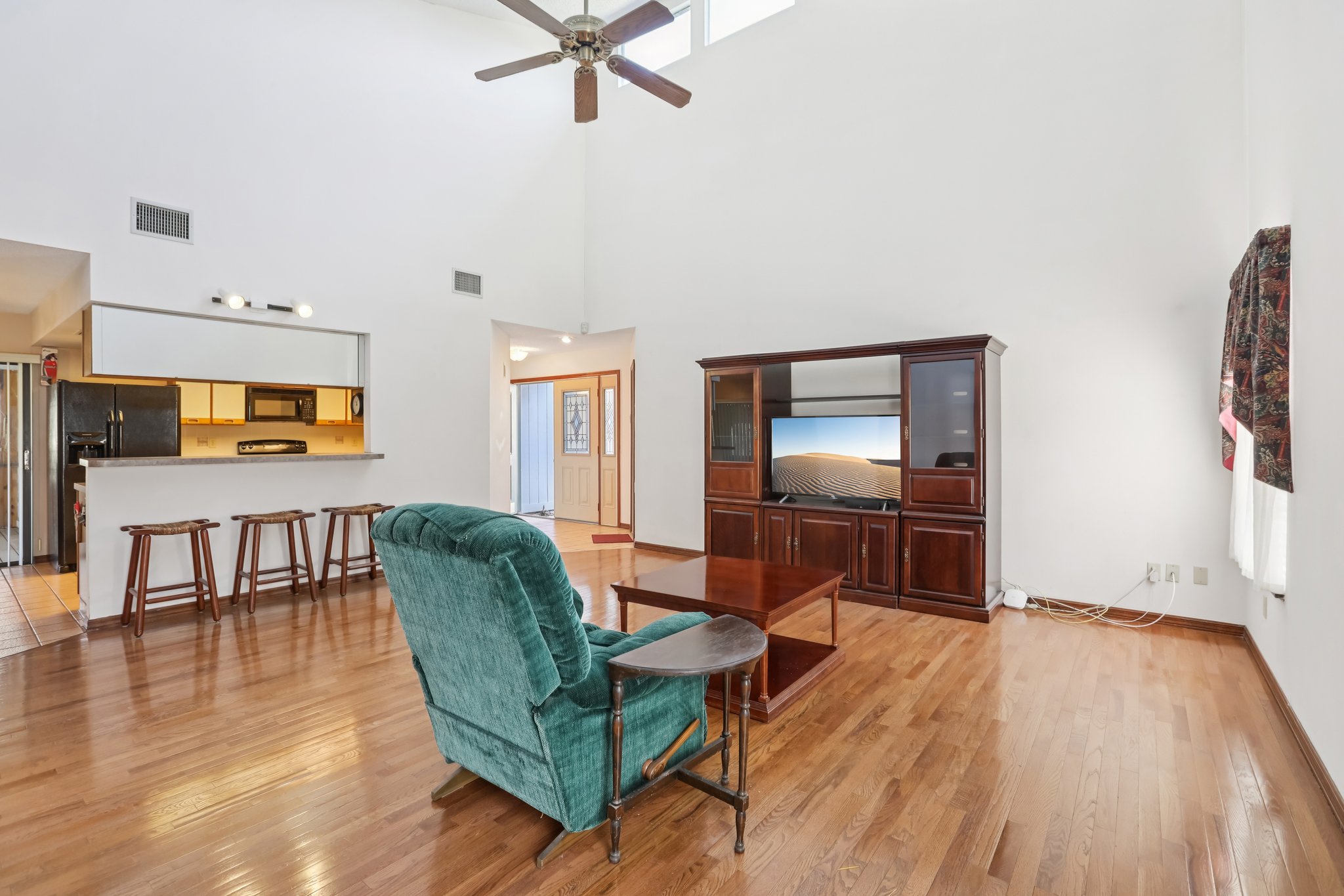 Rambling Ridge Ct-S1102-008.jpg