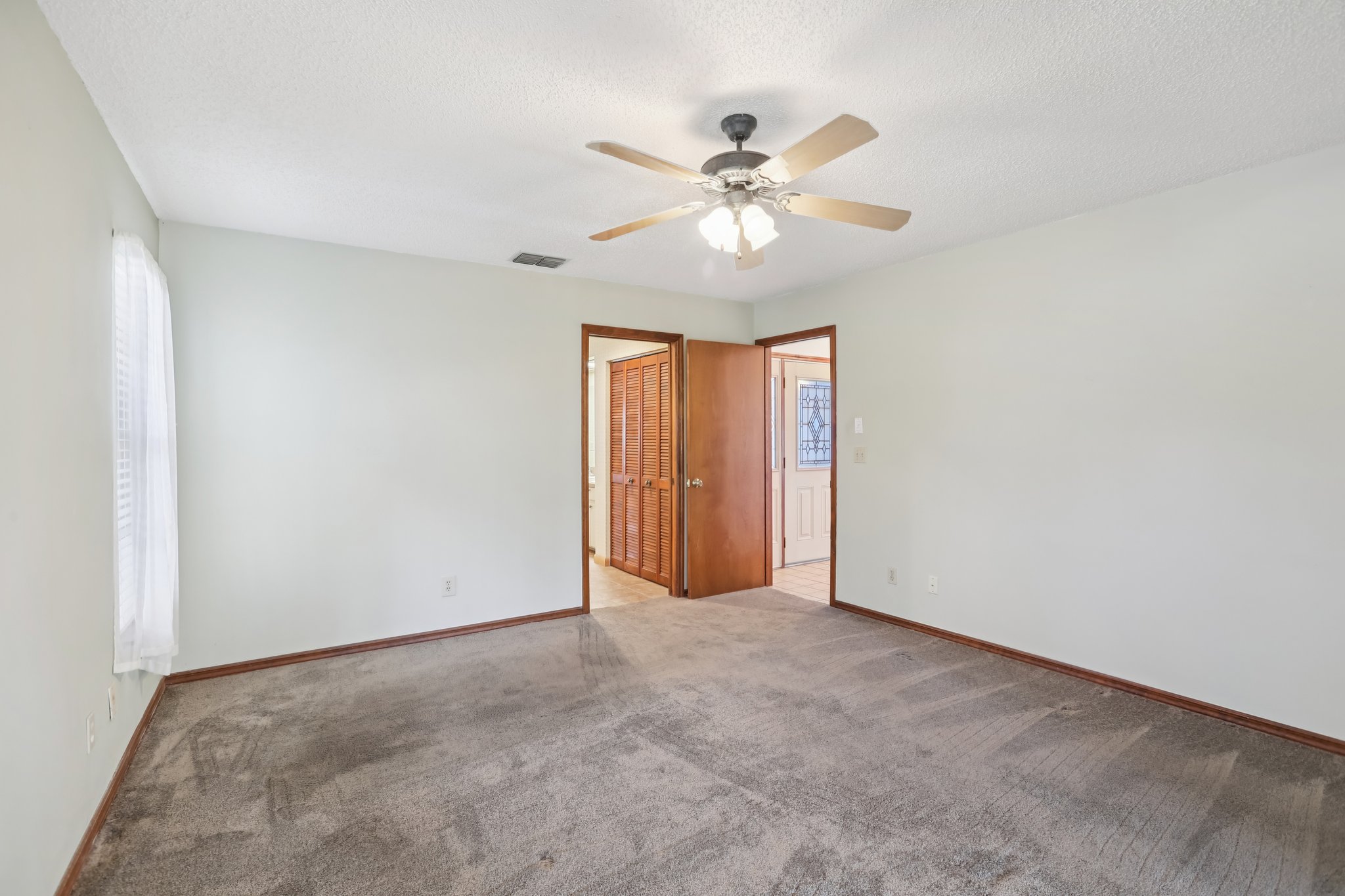 Rambling Ridge Ct-S1102-020.jpg