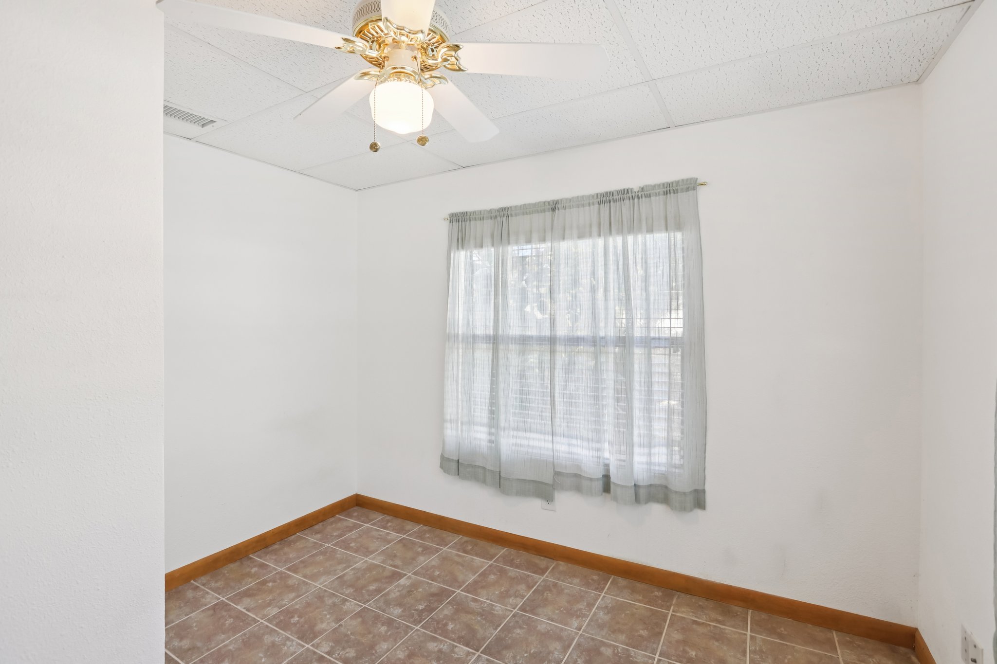 Rambling Ridge Ct-S1102-022.jpg