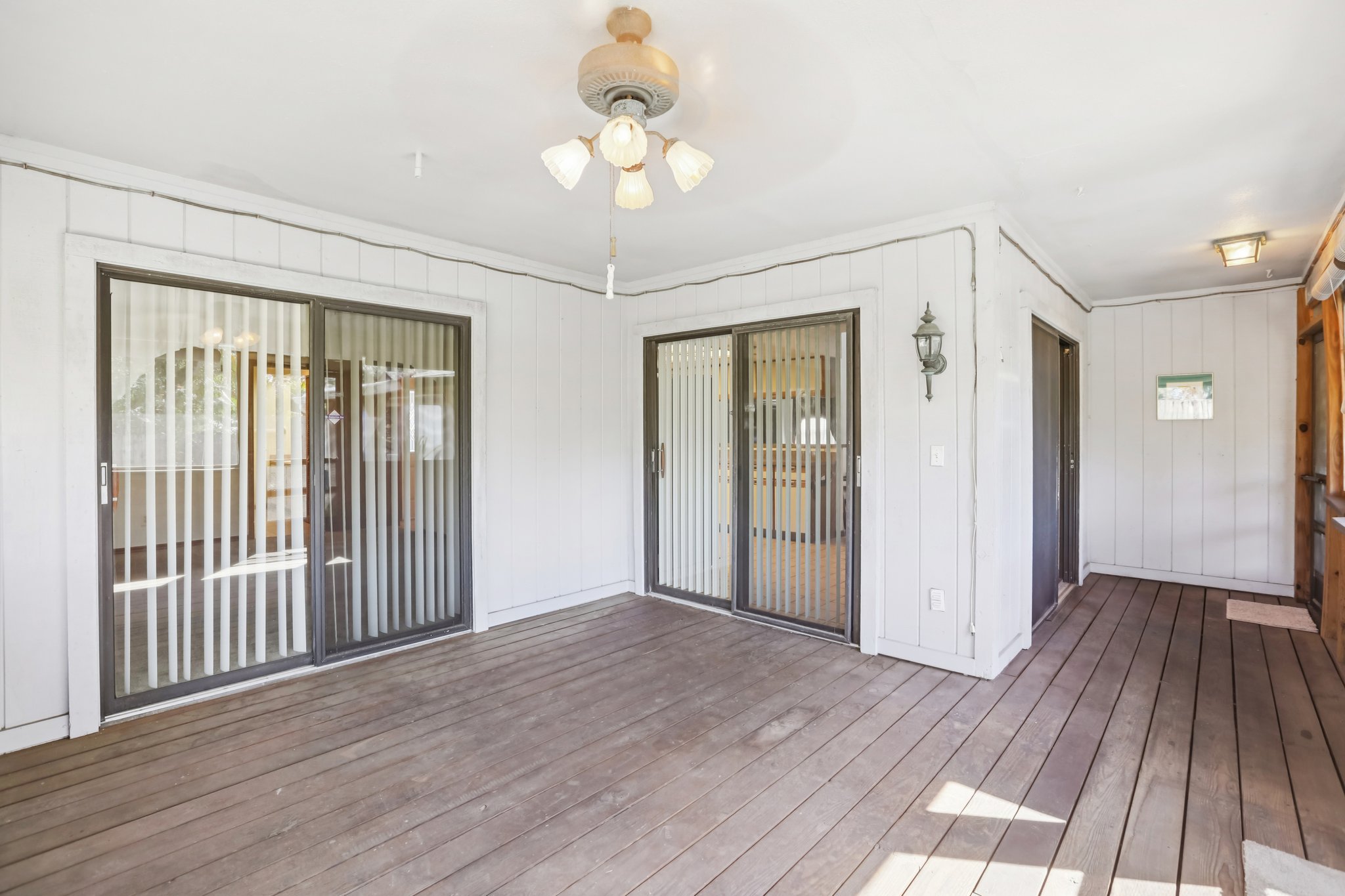 Rambling Ridge Ct-S1102-028.jpg