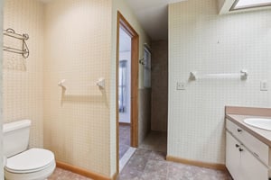 Rambling Ridge Ct-S1102-024.jpg