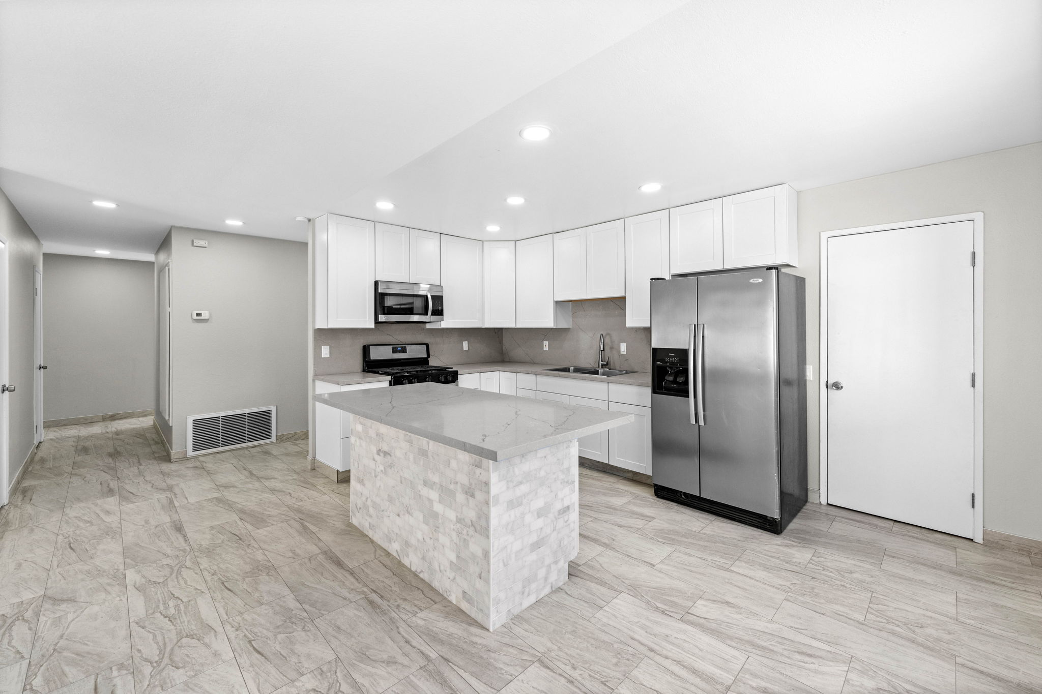 1797 Woodburn St t, El Cajon, CA 92021