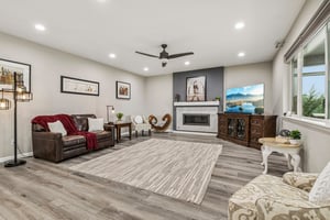 E Emilia Dr-S1510-008.jpg