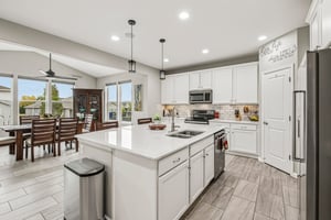 E Emilia Dr-S1510-016.jpg