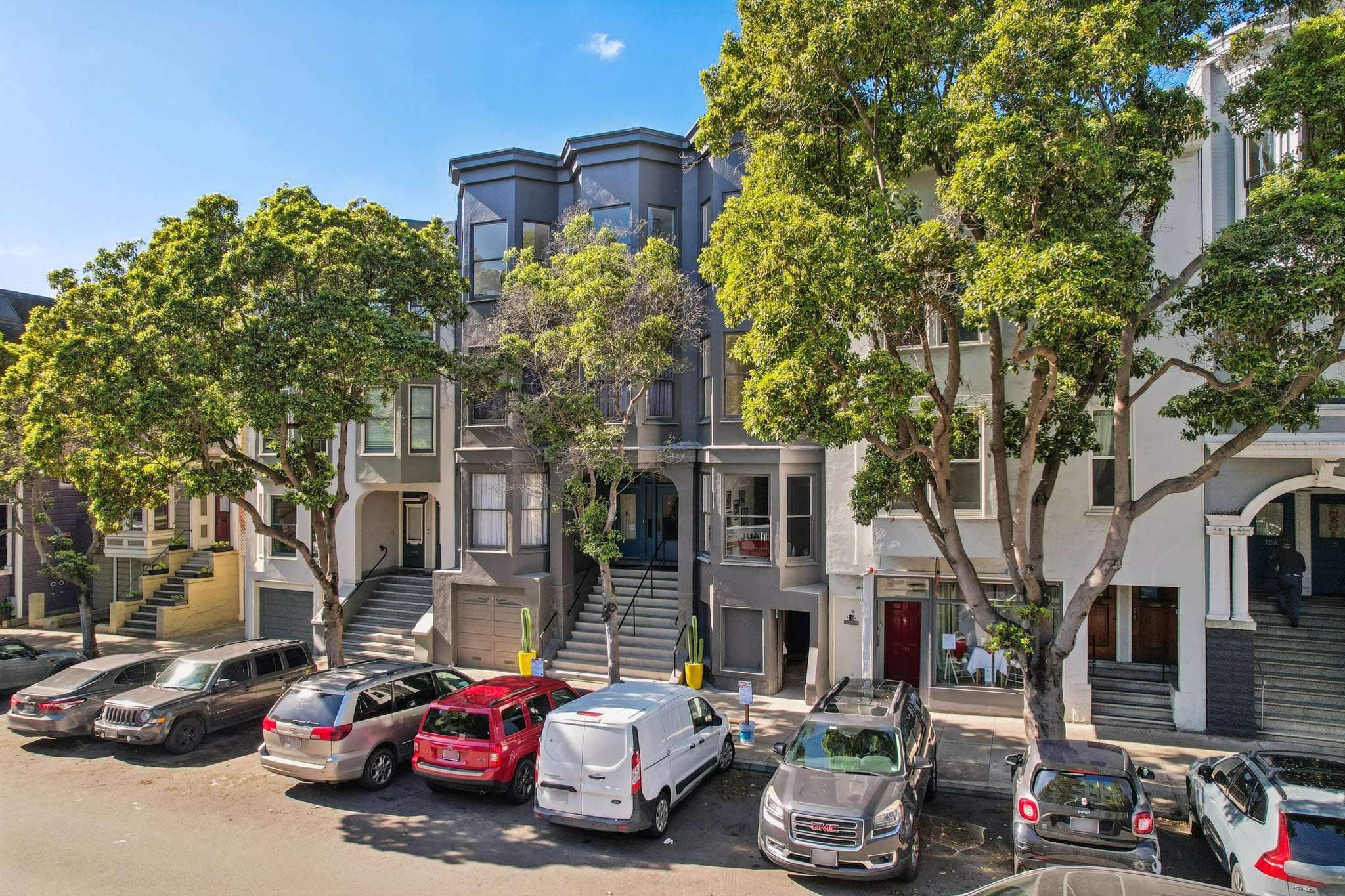 18-22 Sanchez St 18-S1302-003.jpg