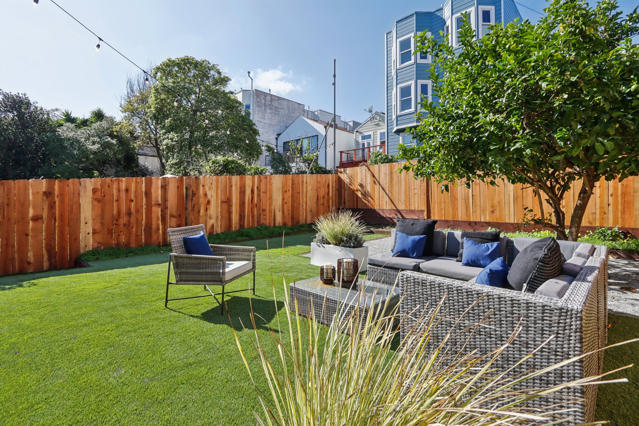 18-22 Sanchez St 18-S1302-051.jpg