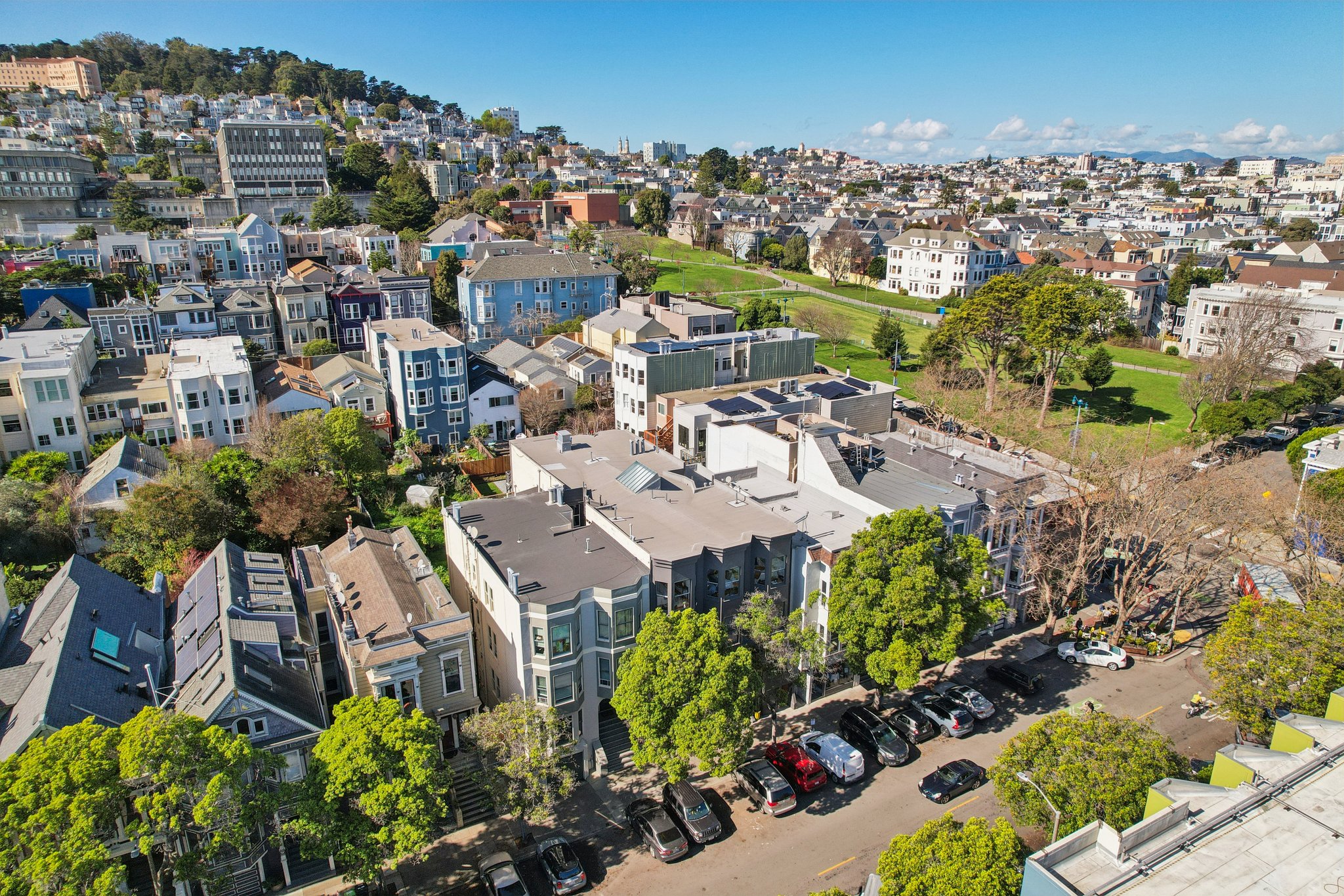 18-22 Sanchez St 18-S1302-059.jpg