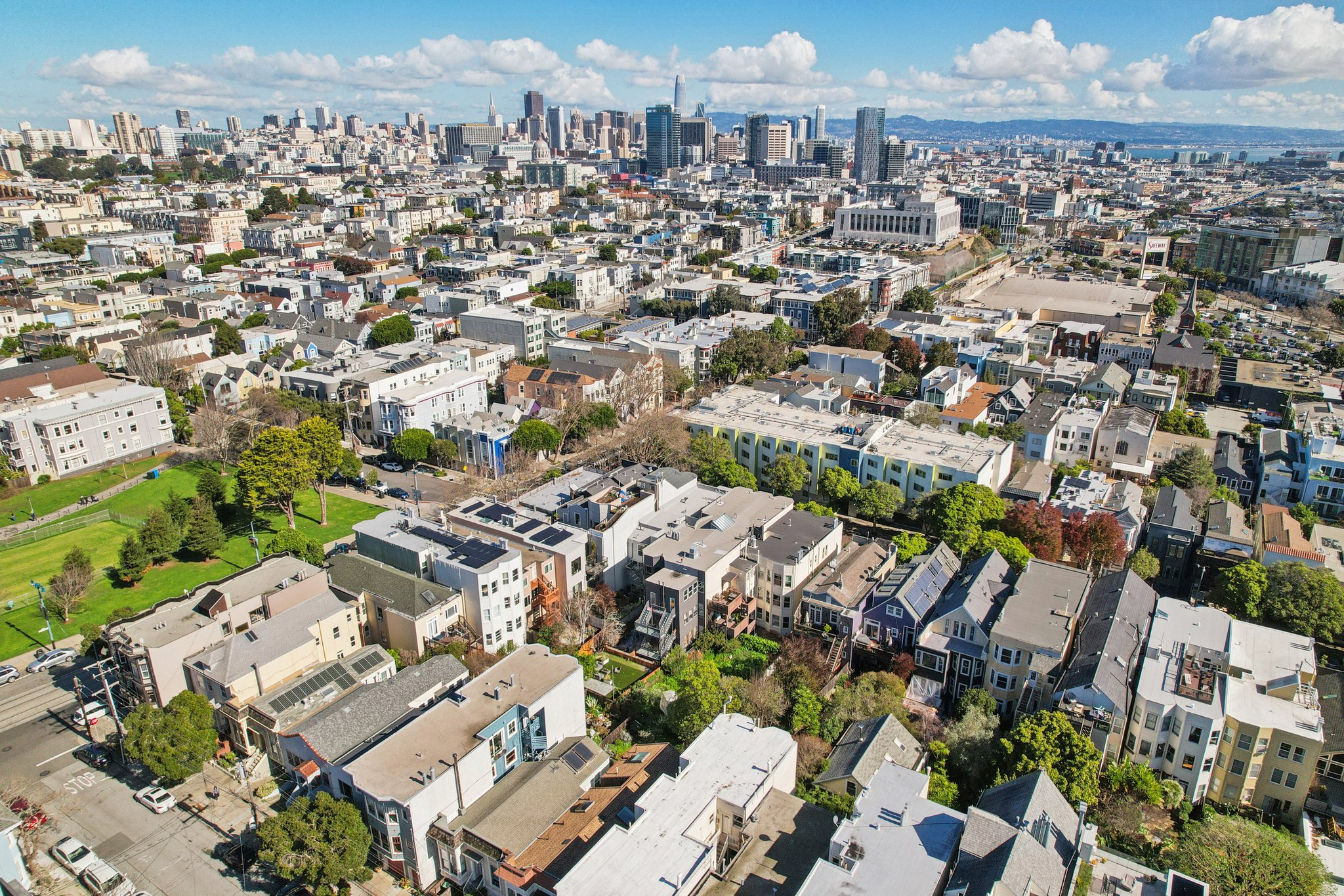 18-22 Sanchez St 18-S1302-063.jpg