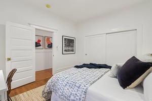 18-22 Sanchez St 18-S1302-032.jpg