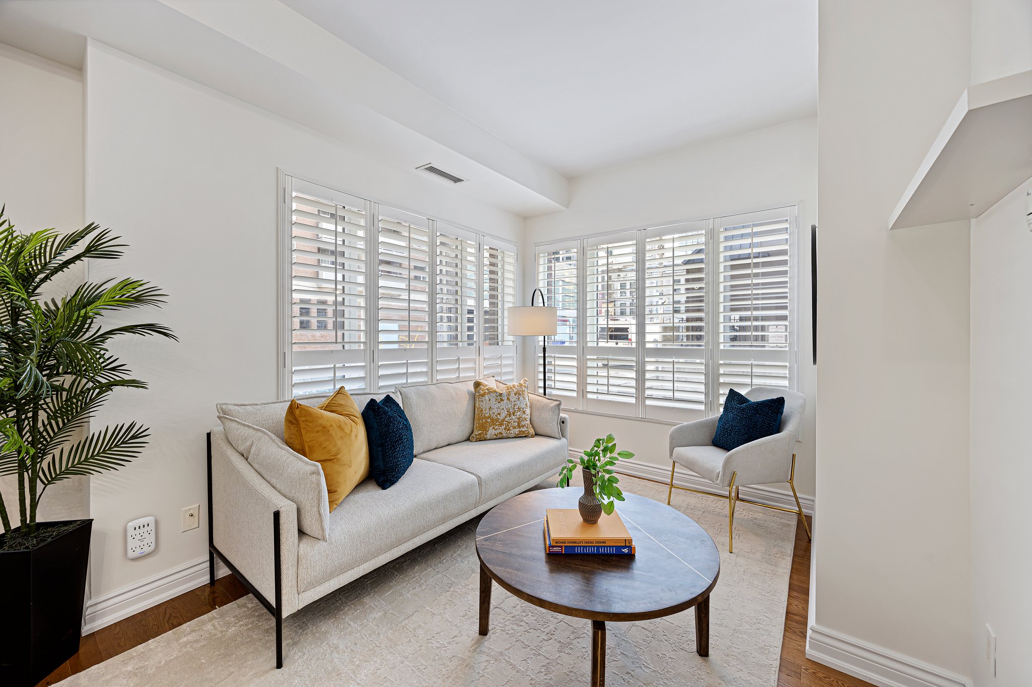 Toronto property showcase — delivered property photograph 4