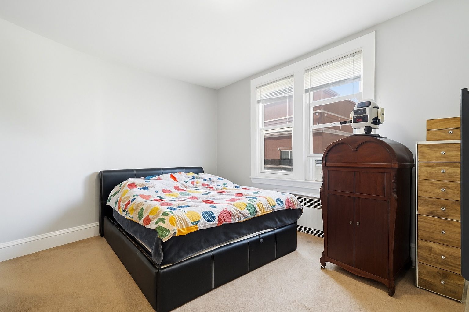 virtually enhanced - decluttered